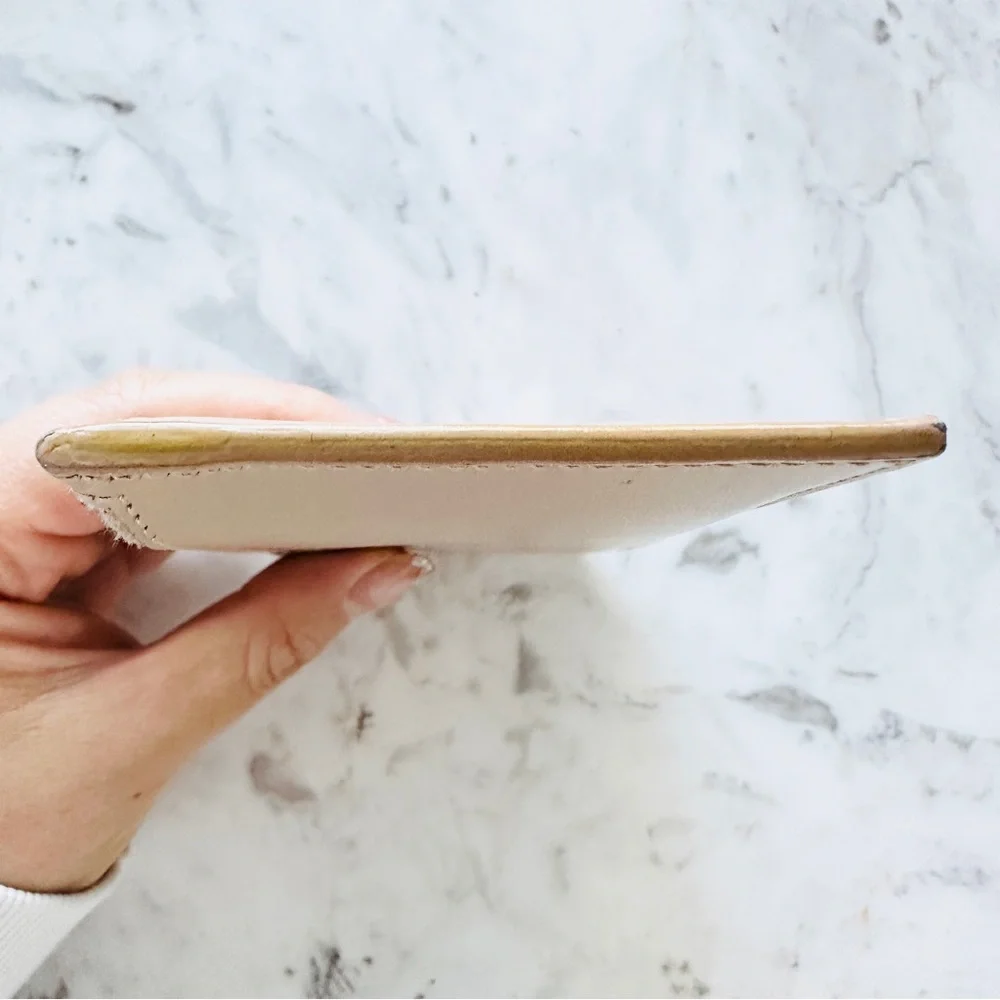 SAINT LAURENT Paris Zipped Credit Card Case in Acapulco Nude Shiny Leather - Picture 11 of 15